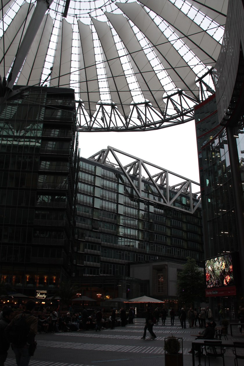 Berlino Sony Center
