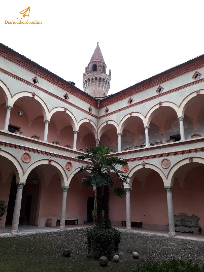 Cortile del Castello di Rivalta